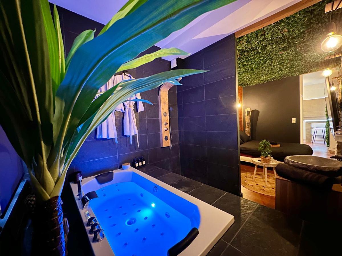 Bali Room Дижон Екстериор снимка
